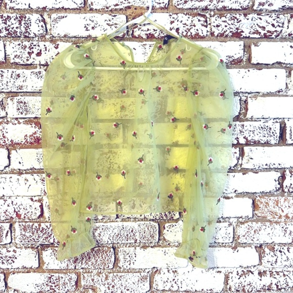 green mesh flower top!